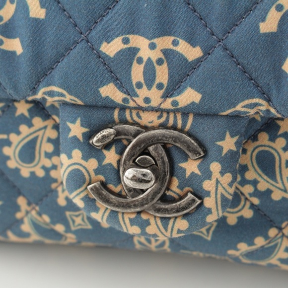 10.700 onsite ! Chanel Paris Dallas Blue Medium flap Bag - Picture 8 of 10